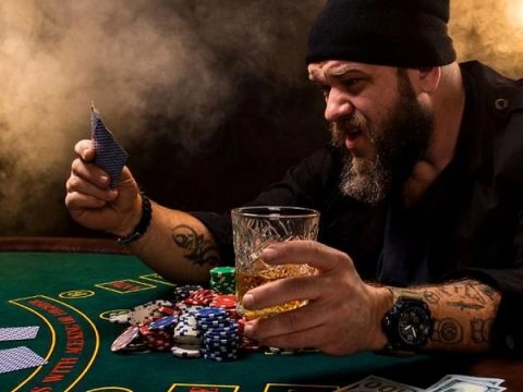Kenali Dan Hindari Cara Bermain Bandar Poker Yang Salah